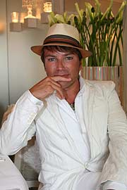 Uwe Kröger ist Stargast bei der "Galanacht des Musicals" auf Schloss Herrenchiemsee im Rahmen des 5. Festival unter Sternen (Foto: Martin Schmitz)